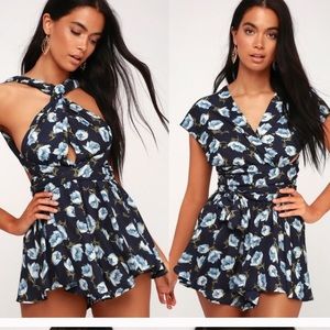 Lulus short with long scarfs